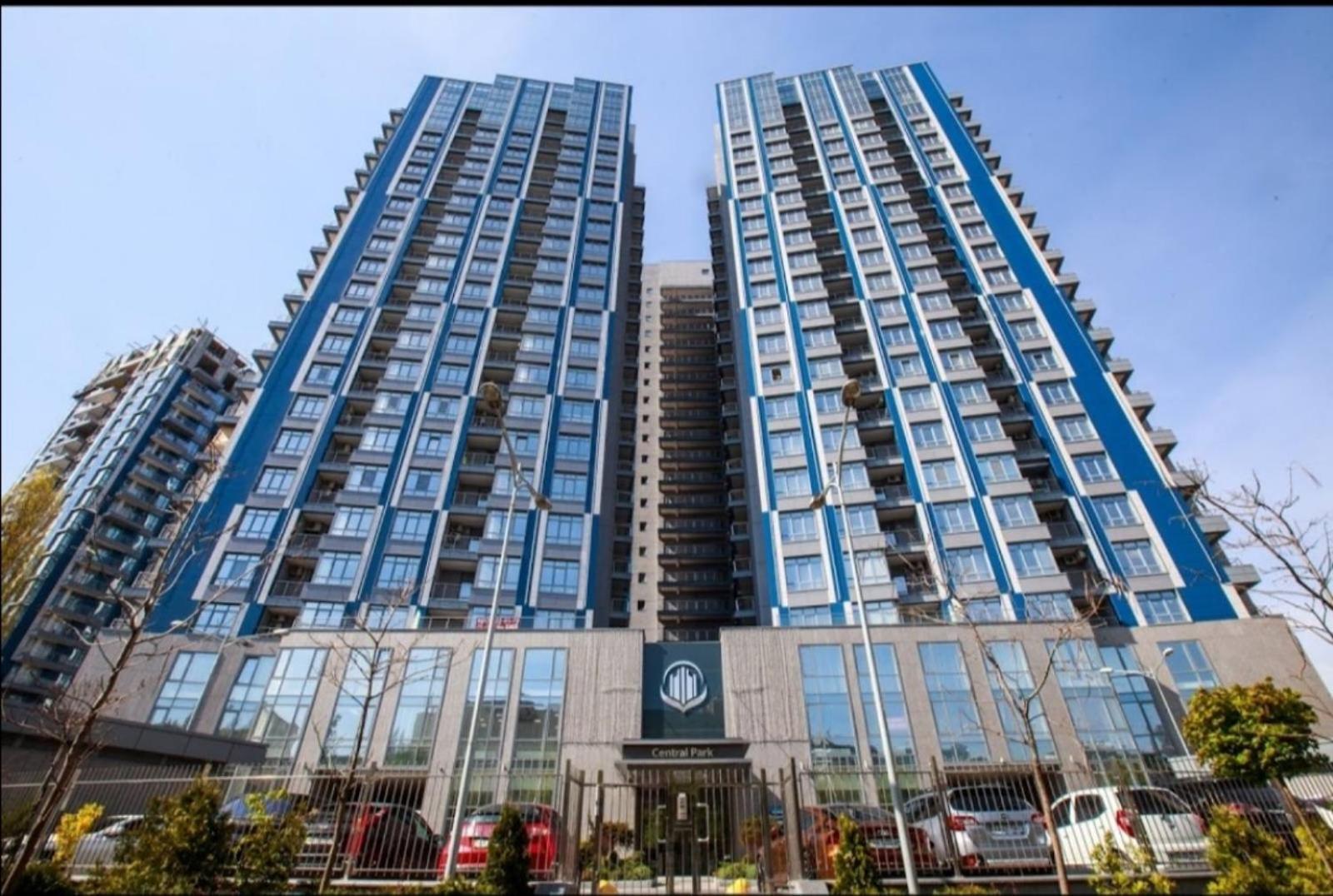 Petrovdom 408-467-471-277-377 In Central Park Cozy Apartments Kyjev Exteriér fotografie